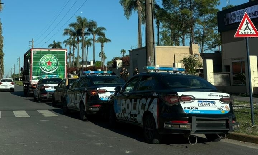 Relato salvaje: una pelea de tránsito arrancó en Rosario, siguió en Funes y terminó con todos en la comisaría